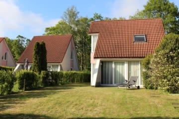 Angeboten wird ein geräumiges und schönes Ferienhaus in den Niederlande. Provisionsfrei!!, 9698 XX Wedde (Niederlande), Einfamilienhaus